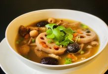 Cách làm canh gà hầm củ sen thơm ngon nứt mũi Cách làm canh gà hầm củ sen thơm ngon nứt mũi